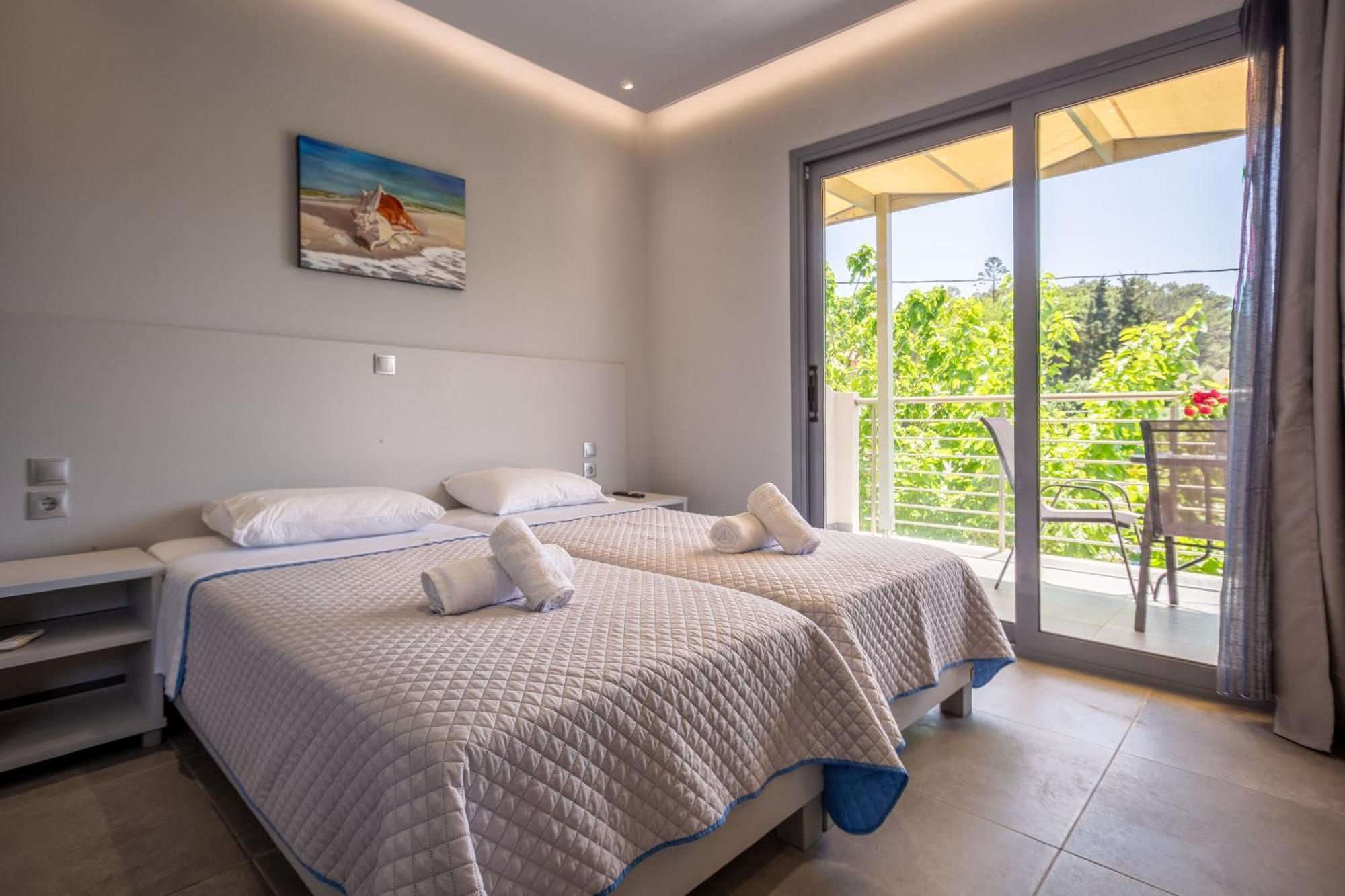 Casa Di Mare - Studios And Apartments On The Beach Vasilikí Exteriér fotografie